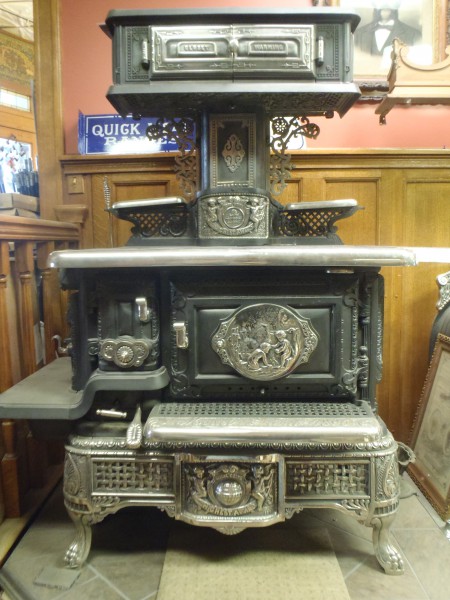 Queen Bengal Wood Stove/Oven - Antiques & Collectibles - McAlisterville,  Pennsylvania